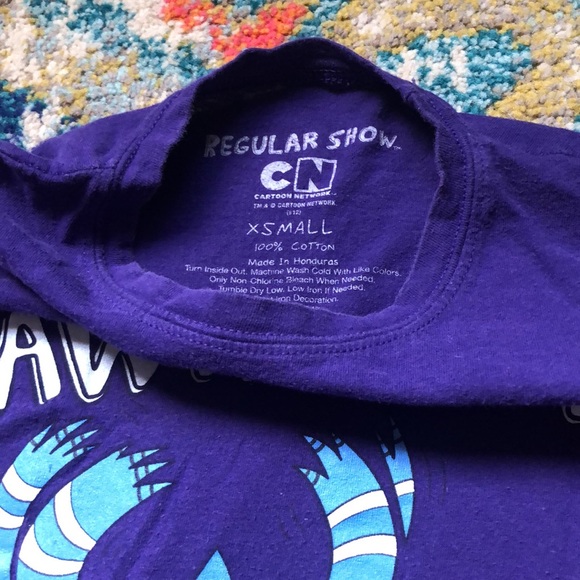 🧜🏼♀️3 for $15 item!🧜🏼♀️ regular show tee - Picture 2 of 2